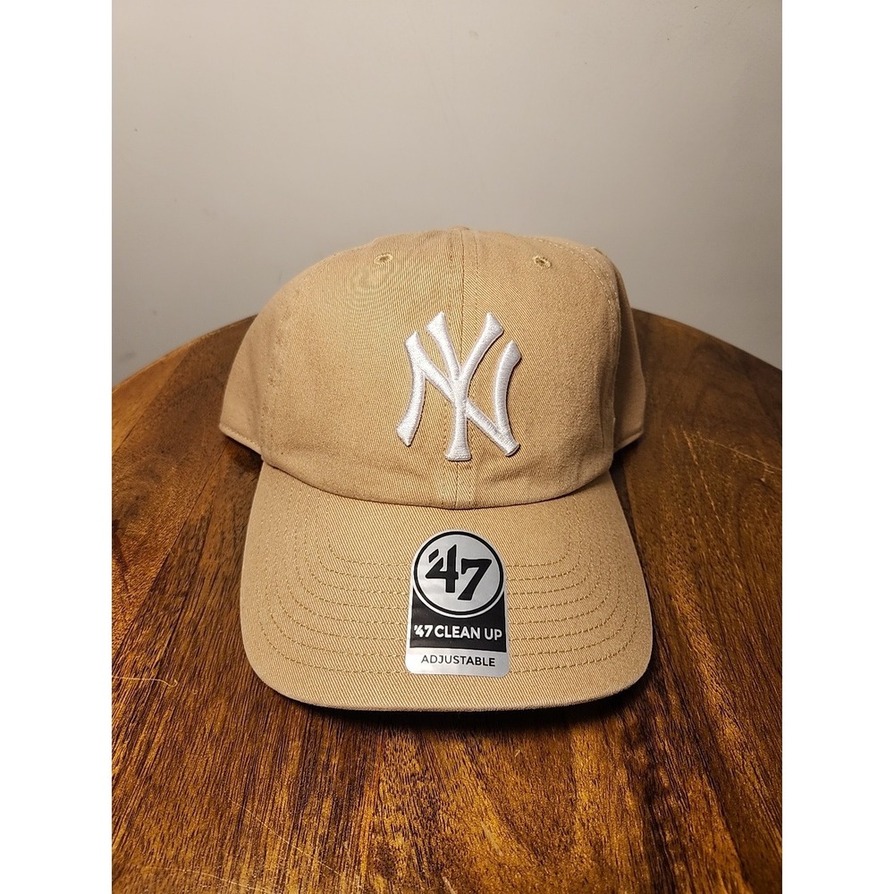 New York Yankees MLB '47 Brand Khaki Clean Up Adjustable Strapback Hat‎